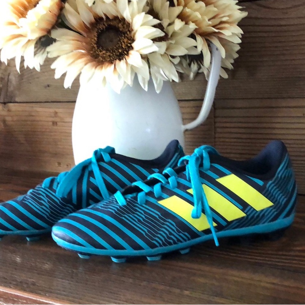 adidas Kids cleats - Blue and Yellow